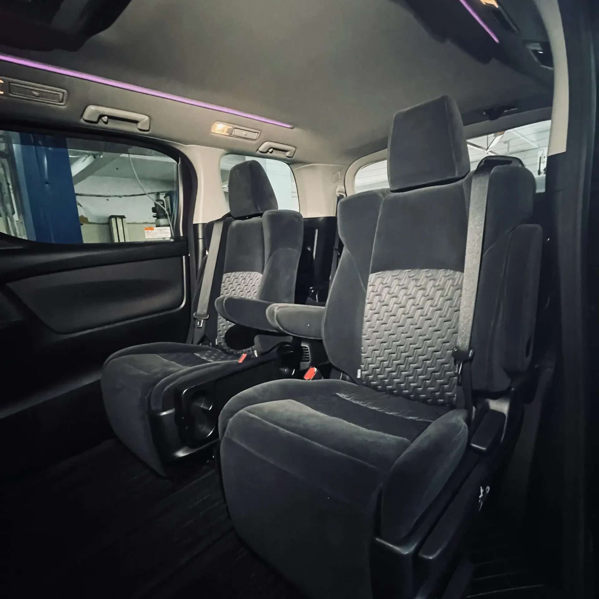 vellfire-interior1